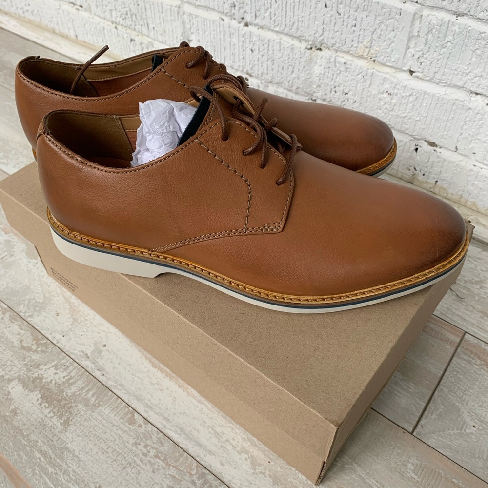 Clarks Atticus Lace Leather Oxford NIB